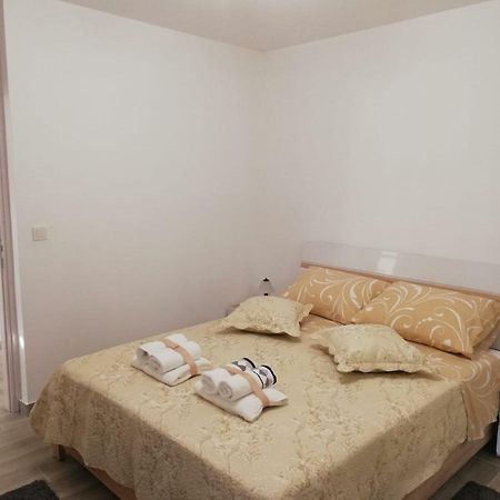 Apartment White Pula Dış mekan fotoğraf