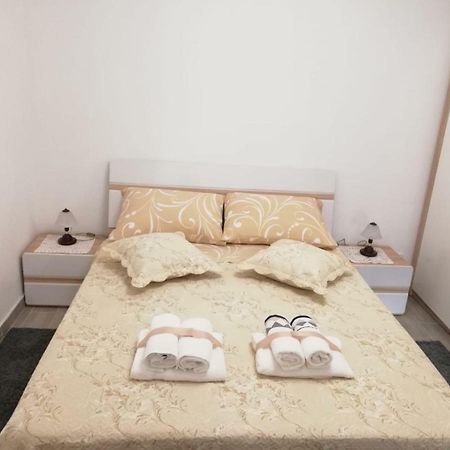 Apartment White Pula Dış mekan fotoğraf