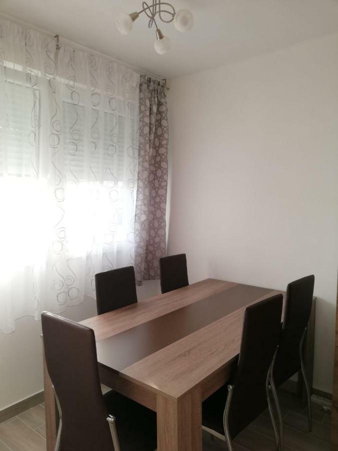 Apartment White Pula Dış mekan fotoğraf