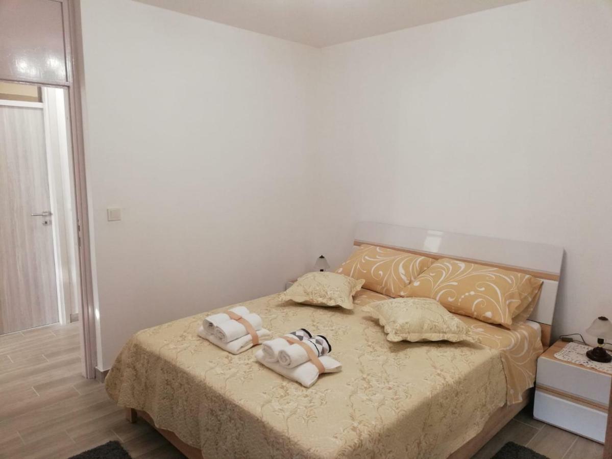 Apartment White Pula Dış mekan fotoğraf